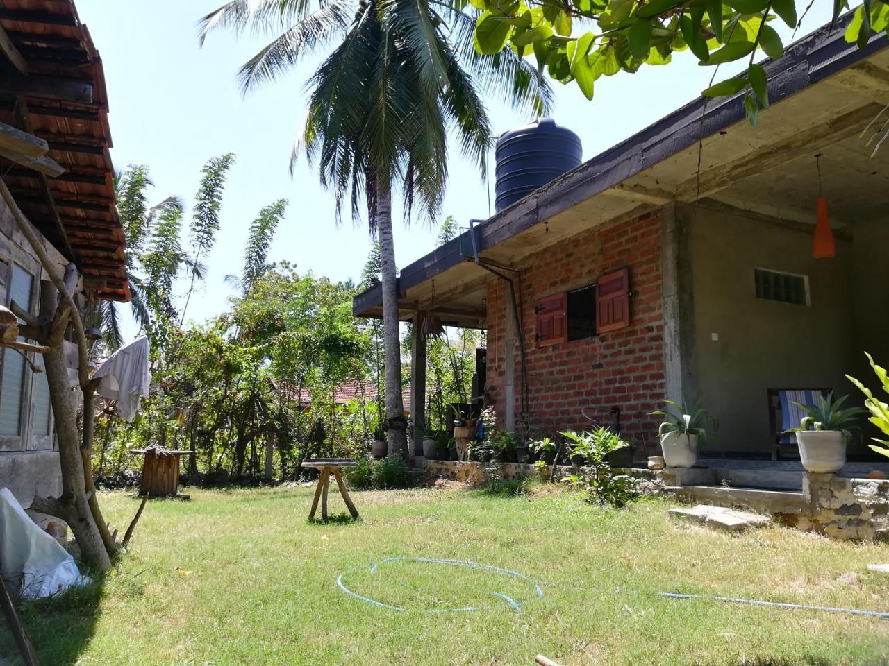 Julianu Hotel Tangalle Exterior photo