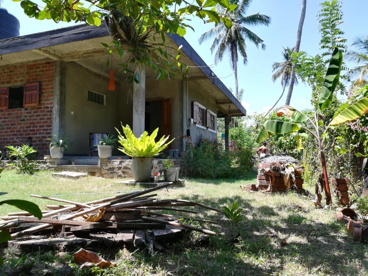 Julianu Hotel Tangalle Exterior photo